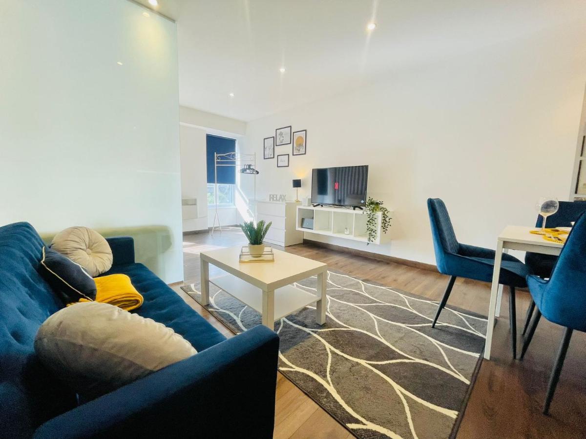 Park Street Apartment Luton By Hostaguest Экстерьер фото
